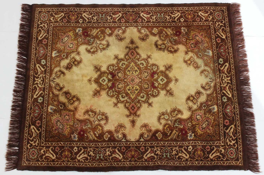 Ivory Oriental Rug