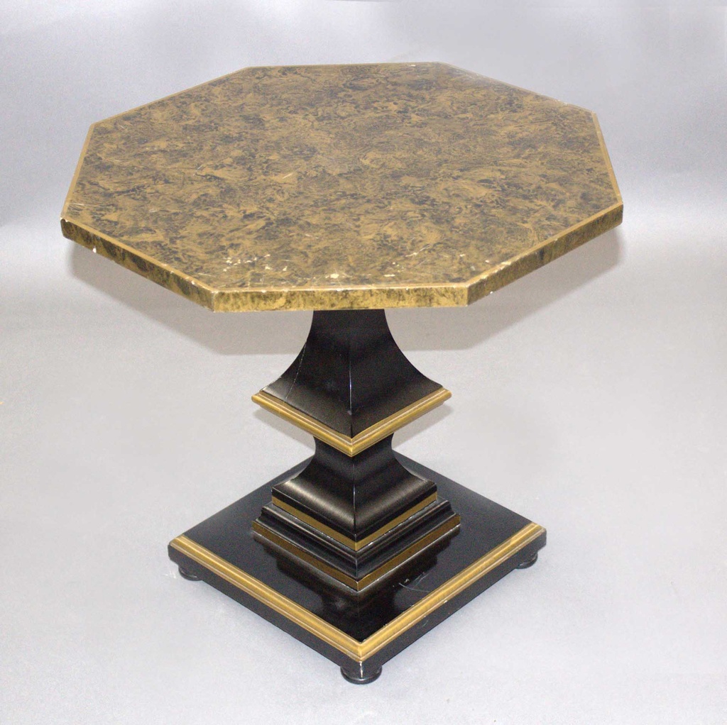 Pedestal Table