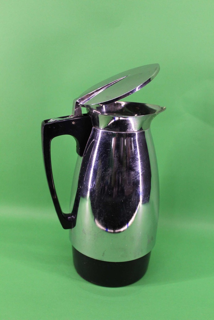 Vacuum Pitcher