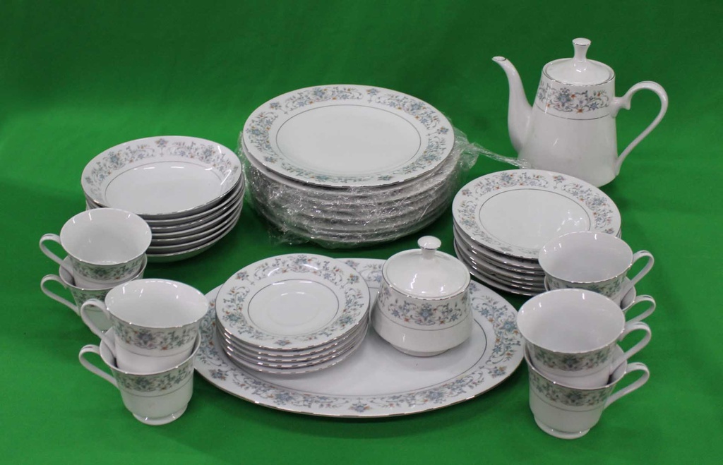 China Pearl Tableware Set