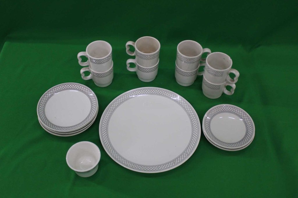 Tableware Set