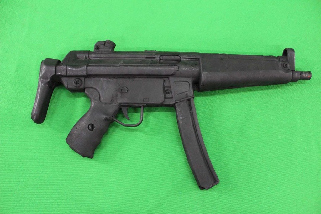 Submachine Gun