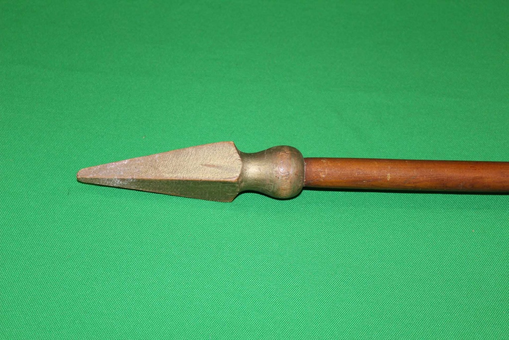 Short Spear