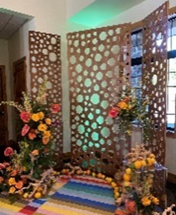 Wooden Dot Wall (4x8ft)