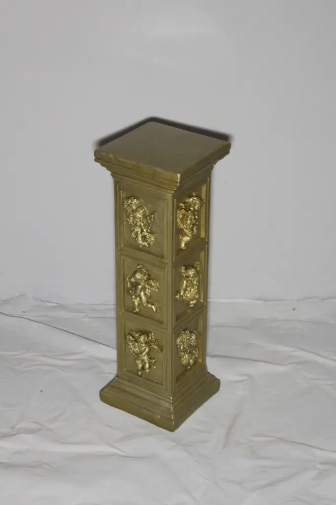 Cherub Column