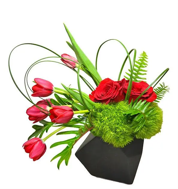 Modern Romance Arrangement