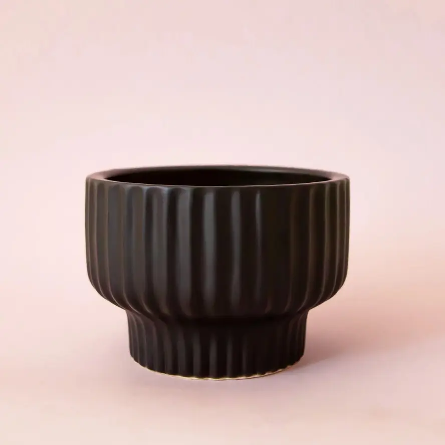 Presley Pedestal Planter | Black