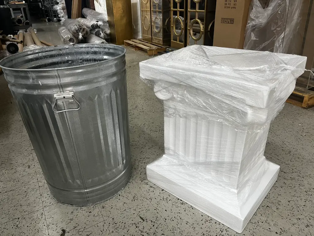 Pedestal, Corinthian, aprox 21x17 Top, 25.5inch Tall
