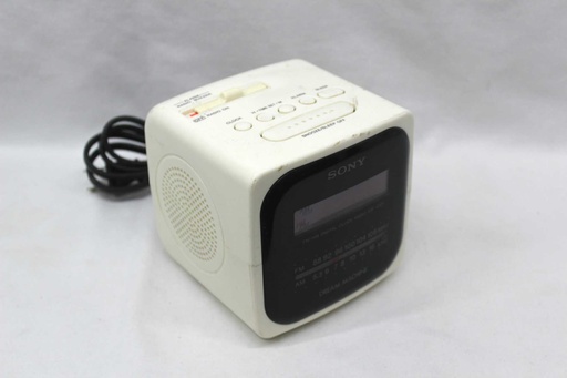 [PER-013] Alarm Clock Radio