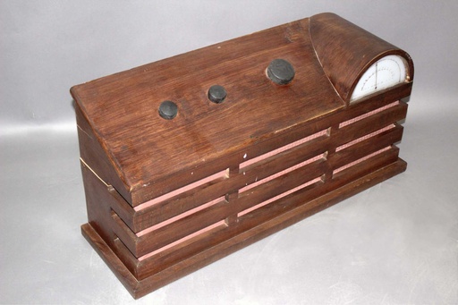 [PER-085] Table Radio