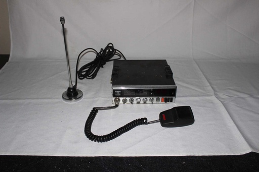 [PER-099] CB Radio & Antenna