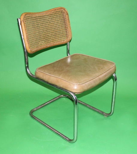 [PFC-081] Cantilever Chair