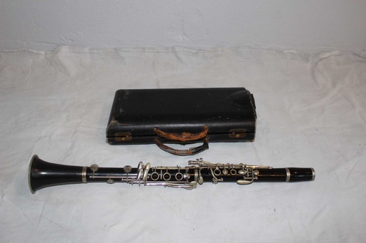 [PTI-012] Clarinet & Case