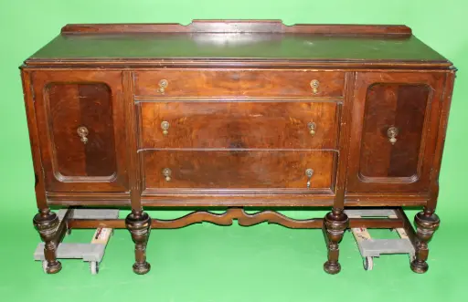 [PFD-013] Antique Credenza
