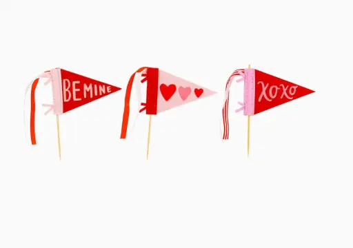[BGO-PLHB391] Valentine Mini Felt Pennant Banner